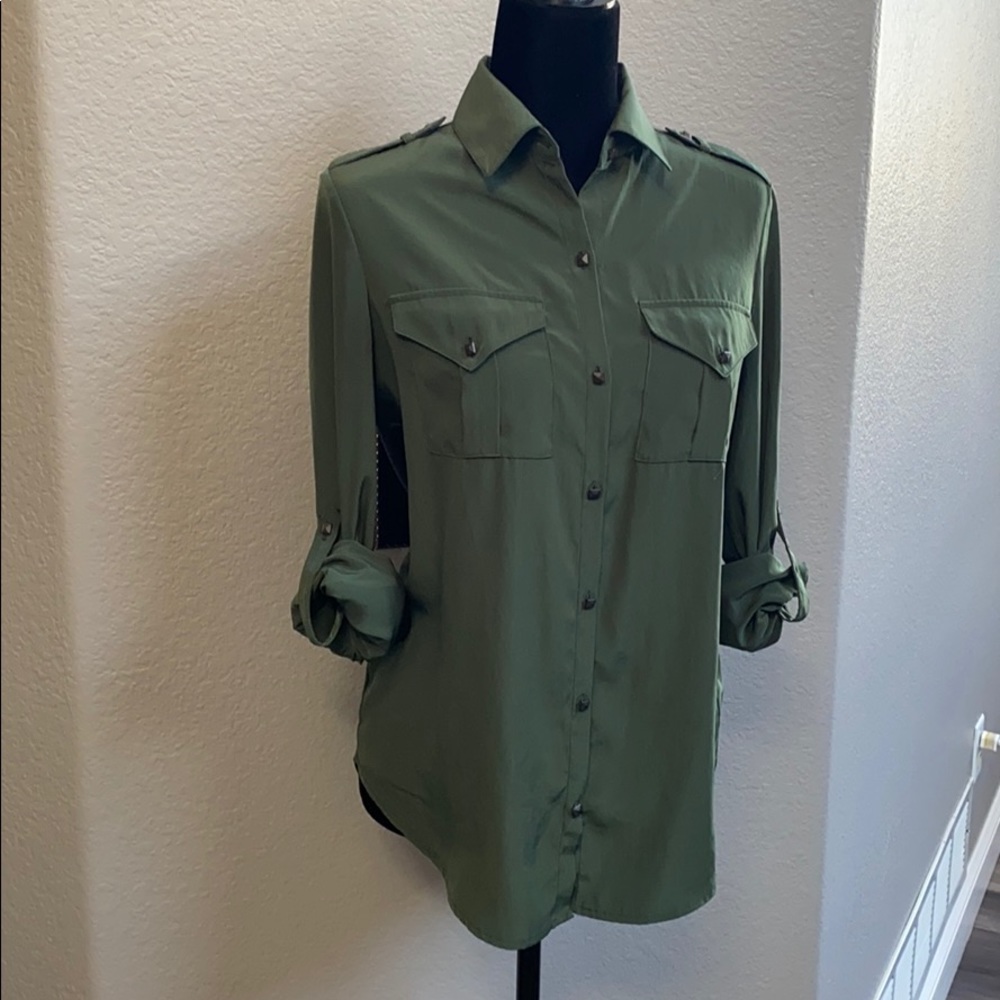 Rock & Republic Hunter Green Top